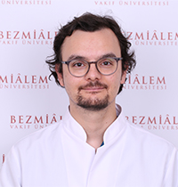 mustafa-sarp-dis.jpg