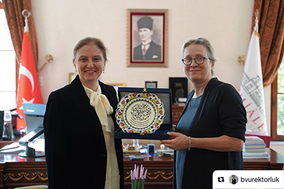 uluslararasi-iliskiler-ofisi-galeri-r12.jpg