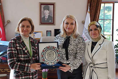 uluslararasi-iliskiler-ofisi-galeri-r3.jpg
